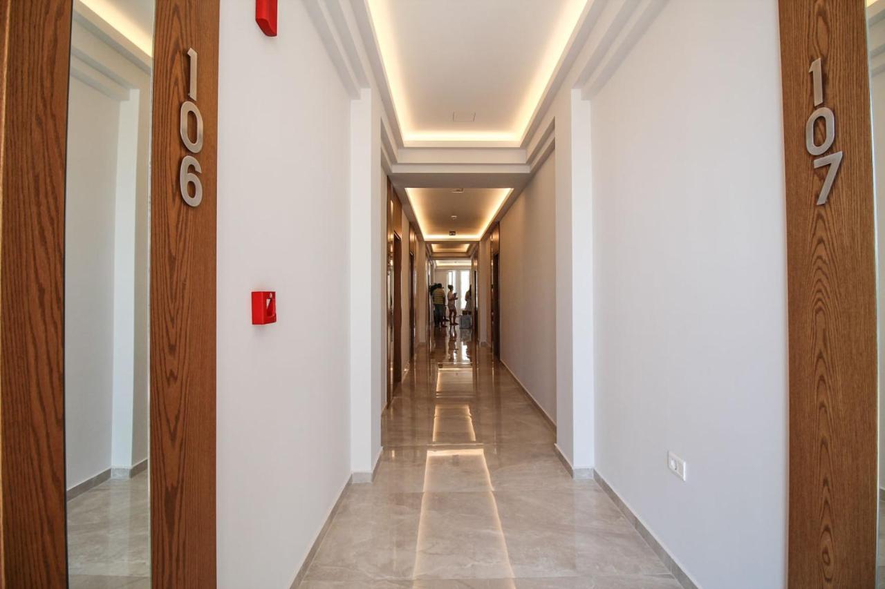 Hotel Kristera Vlore Exterior photo