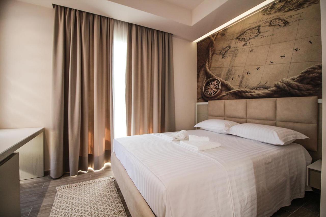 Hotel Kristera Vlore Exterior photo