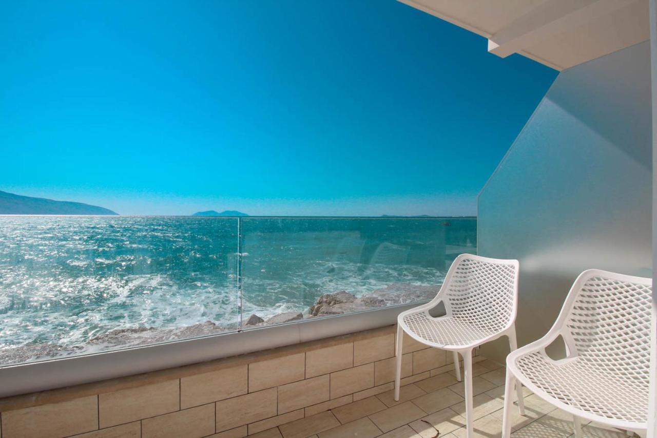 Hotel Kristera Vlore Exterior photo