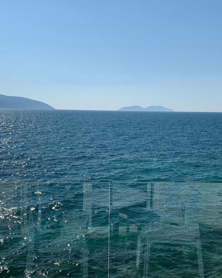 Hotel Kristera Vlore Exterior photo