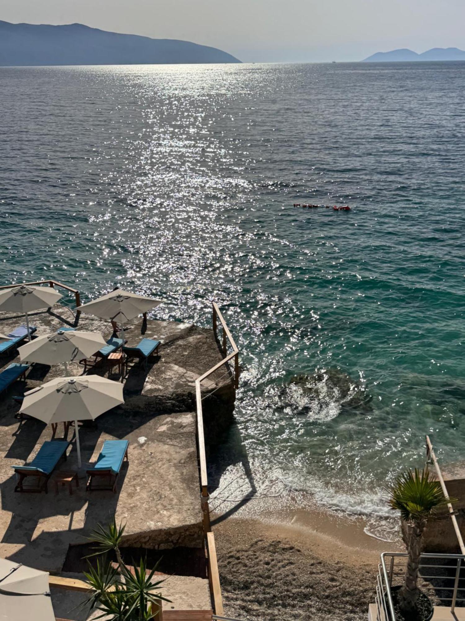 Hotel Kristera Vlore Exterior photo