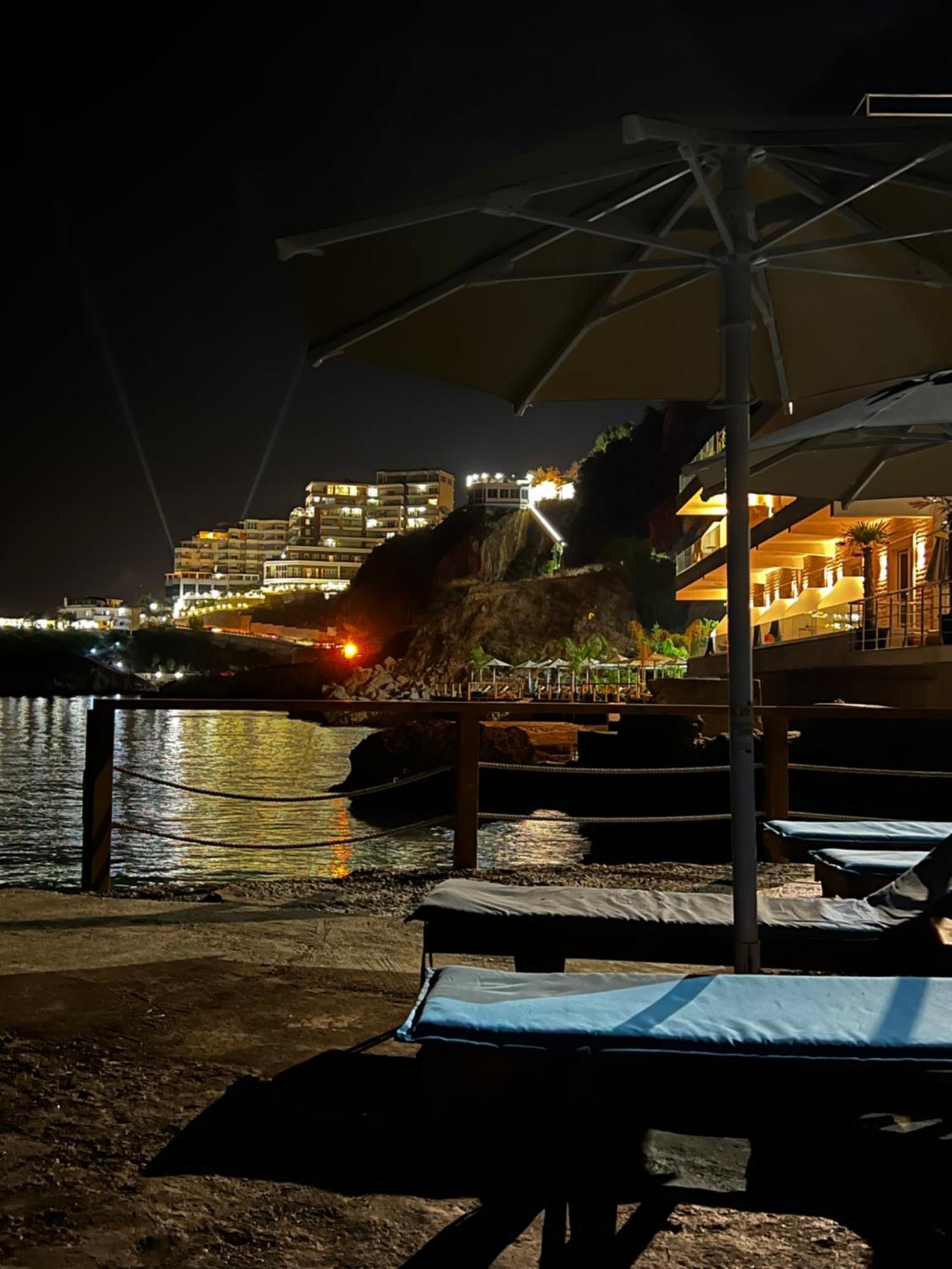 Hotel Kristera Vlore Exterior photo