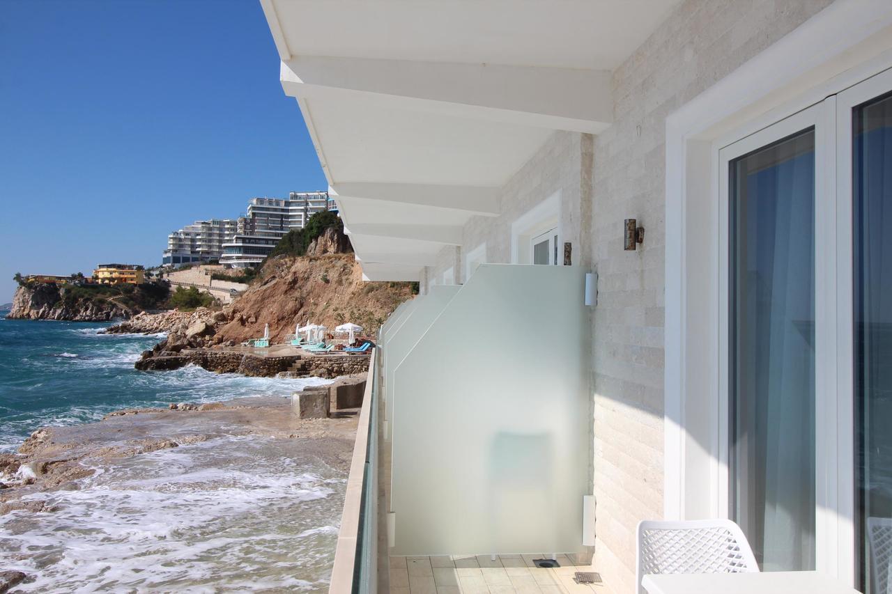 Hotel Kristera Vlore Exterior photo